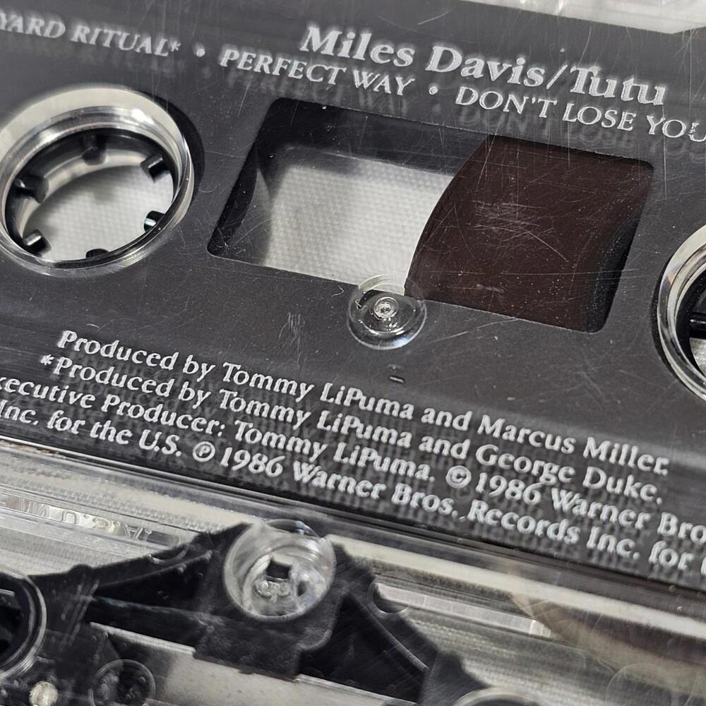 Miles Davis Tutu cassette tape 1986 Warner Bros. Records Jazz Funk Fusion - Picture 4 of 4